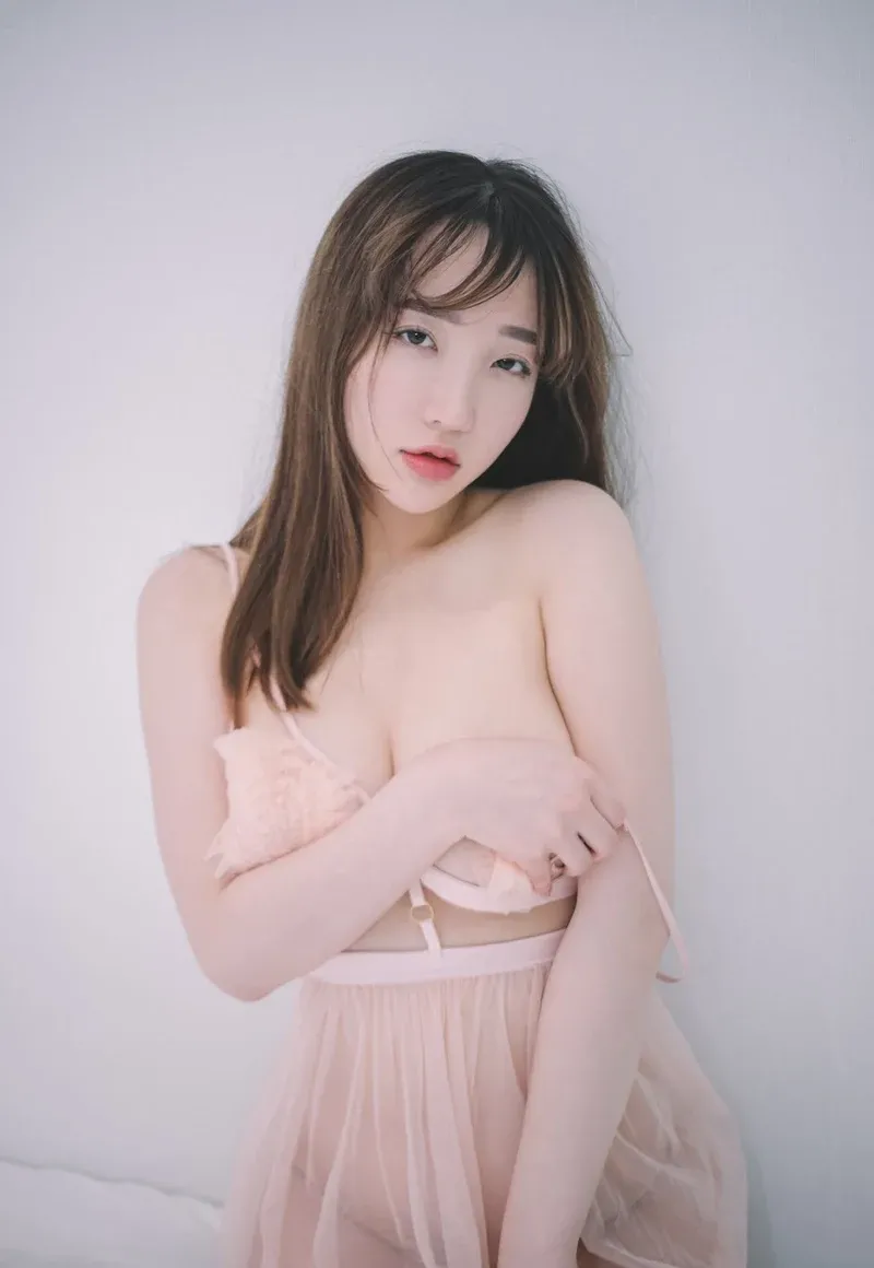 ảnh sex son yeeun 12